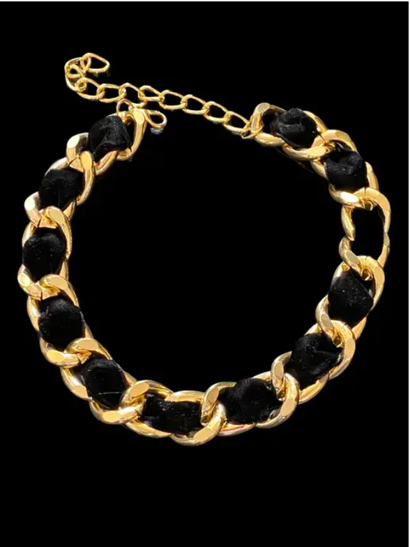 Gold Chain Velvet Collar
